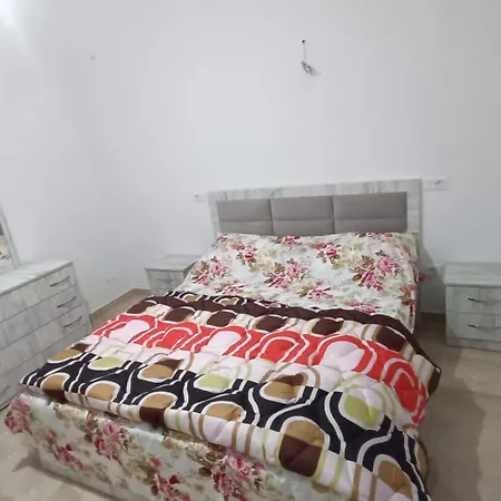 Kledi & Ilda Lägenhet *